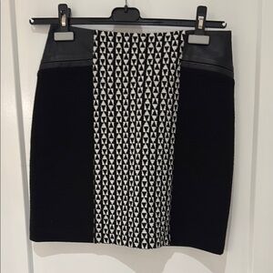 Club Monaco Black and White Mini Pencil Skirt